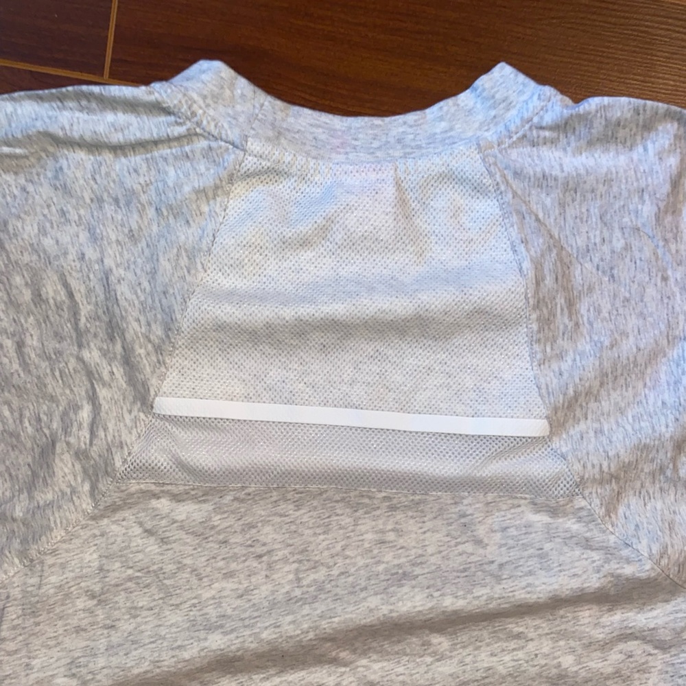 White Nike Top - Picture 2 of 7